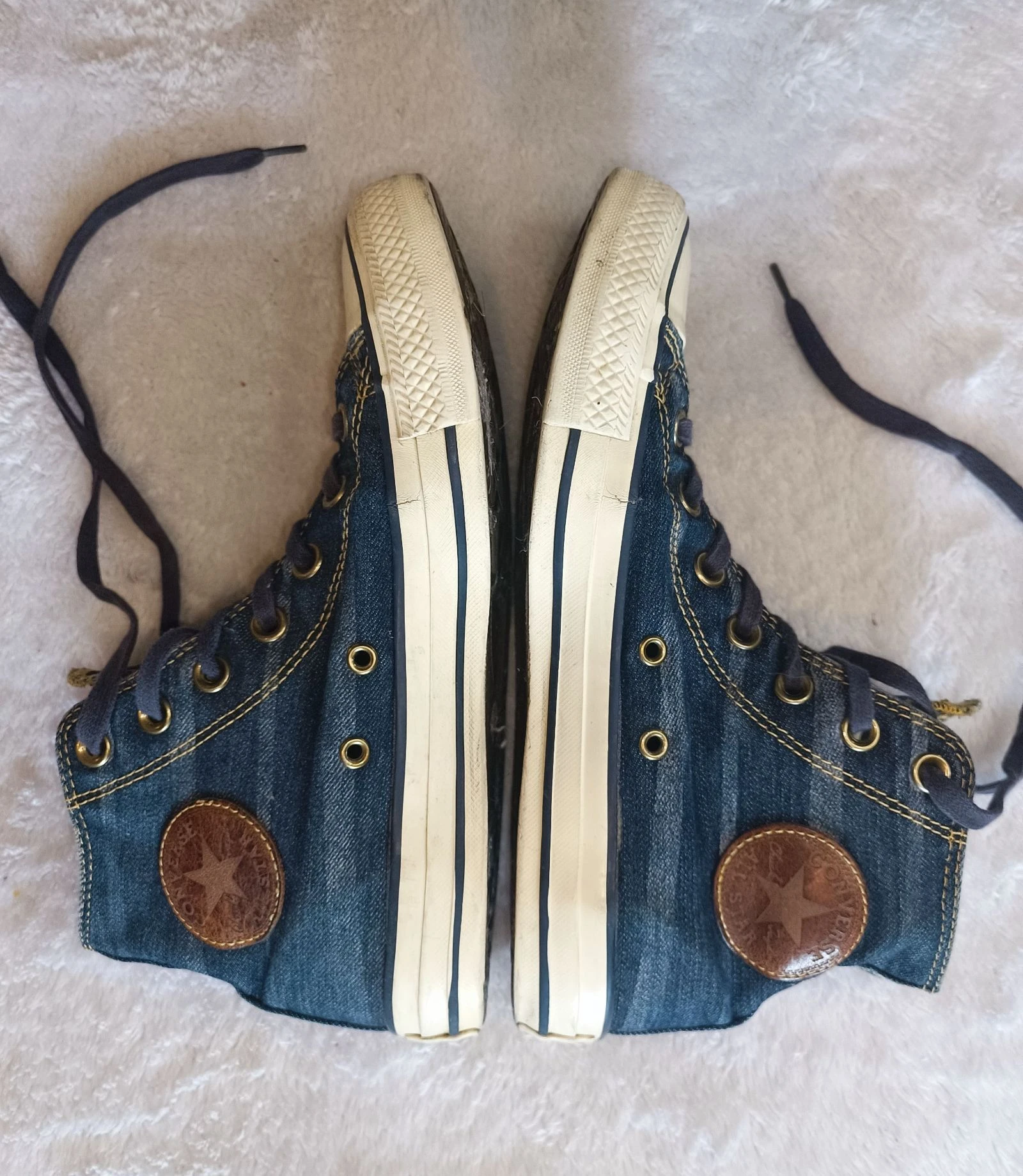 Pair of Converse All Star Chuck Taylor size 38 in very good condition in denim – photo 11